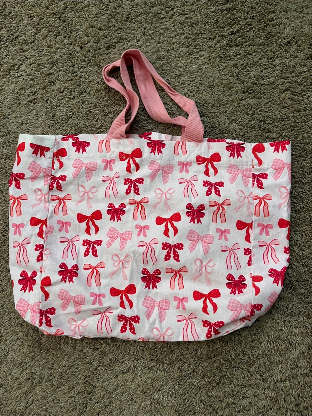 Pink and red bow canvas bag